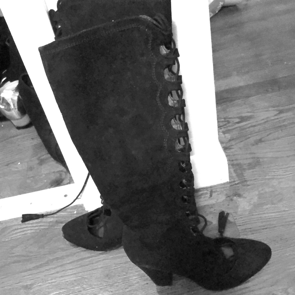 High knee boots very cute for a night out 😀